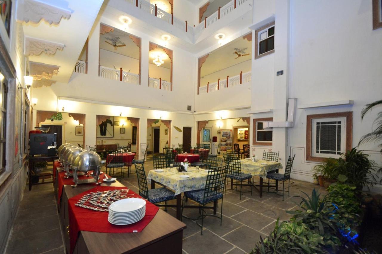 Mahal Khandela - A Heritage Hotel And Spa ชัยปุระ ภายนอก รูปภาพ