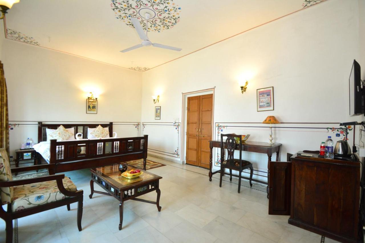 Mahal Khandela - A Heritage Hotel And Spa ชัยปุระ ภายนอก รูปภาพ